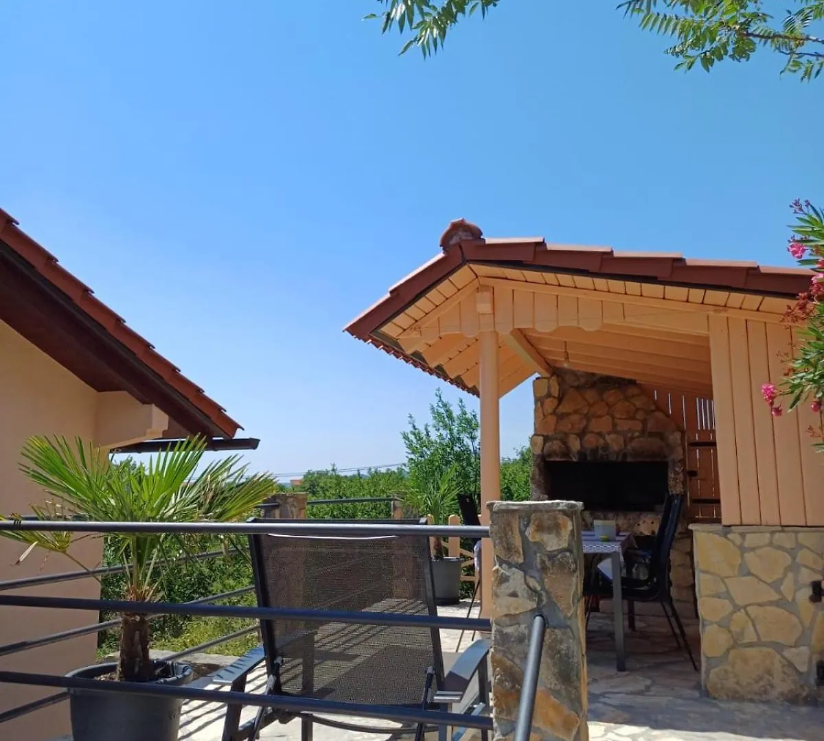 Ambiente Apartment Jasenice  Croatia