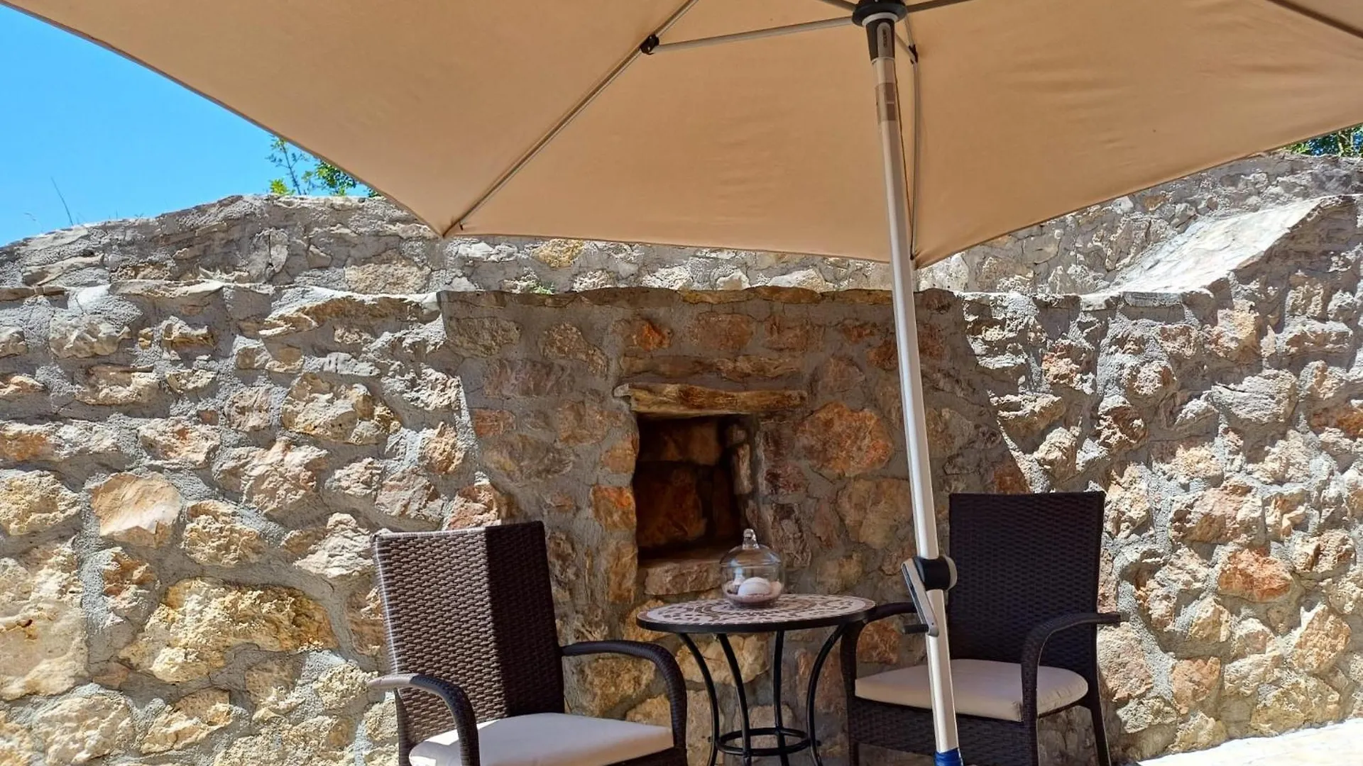 Ambiente Apartment Jasenice  0*, Jasenice (Zadar) Croatia